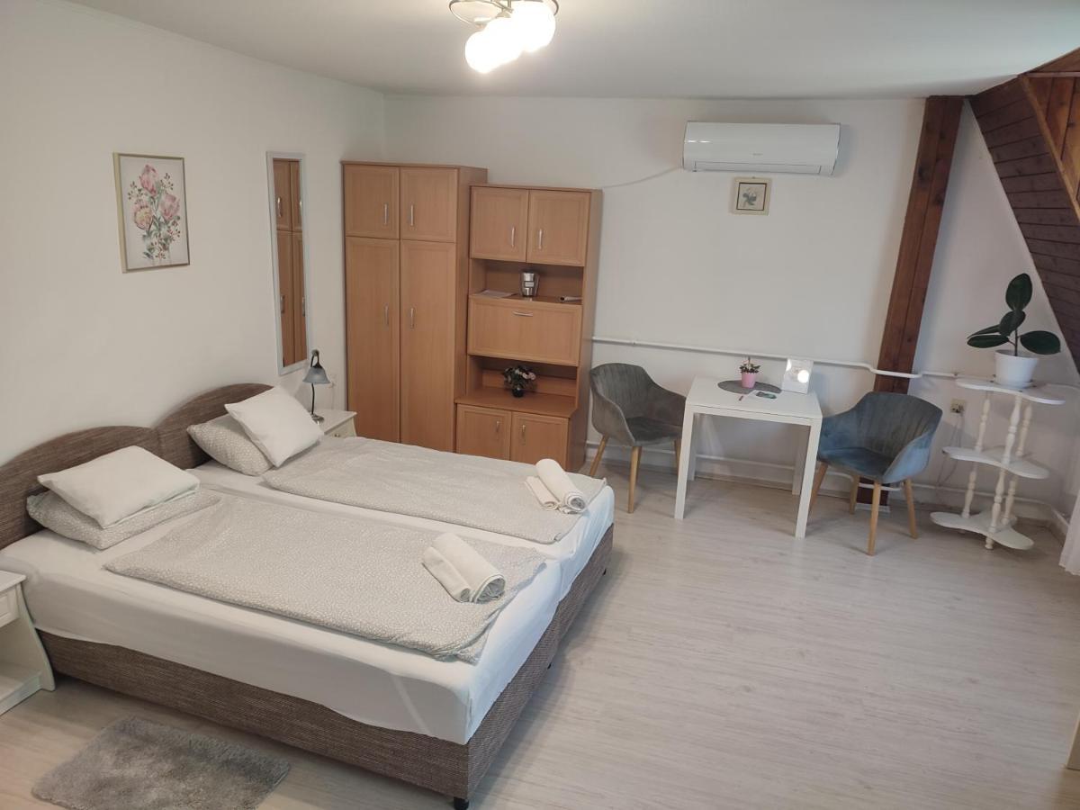 Veronika Rooms Hévíz Exteriör bild
